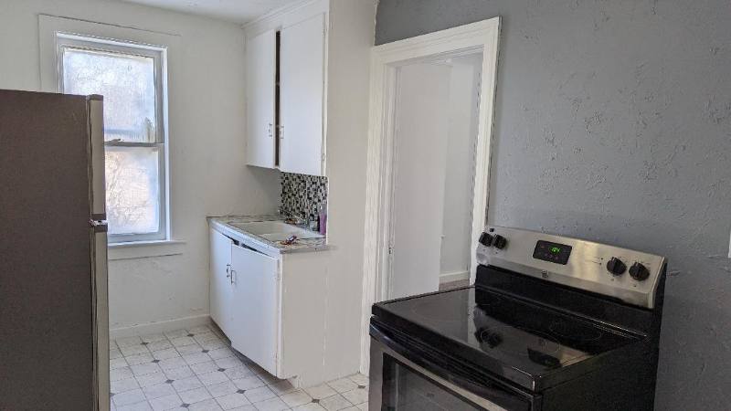 Apartment for rent at 721 N Hamilton #3, Saginaw, MI 48602