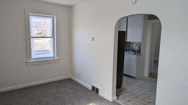 Apartment for rent at 721 N Hamilton #3, Saginaw, MI 48602