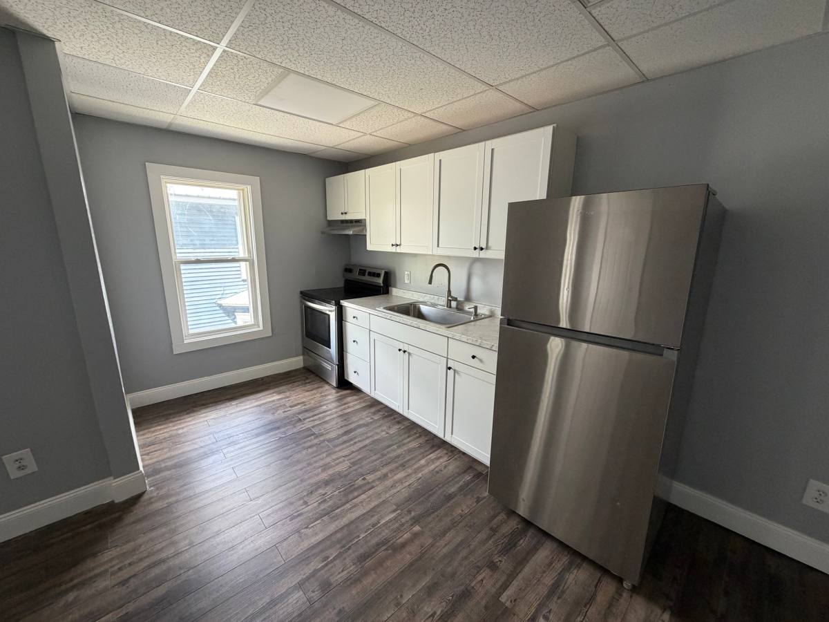 Apartment for rent at 31 Griswold St #2R, Binghamton, NY 13904