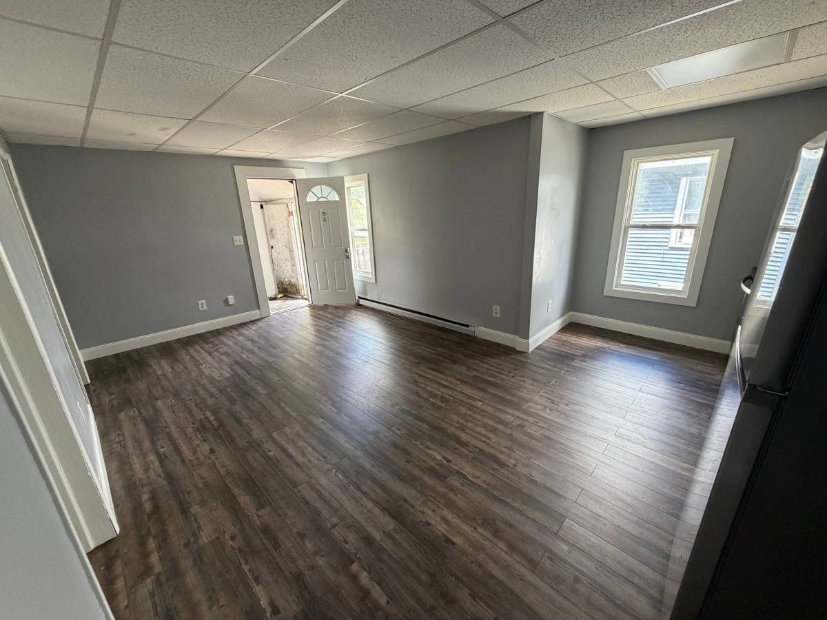 Apartment for rent at 31 Griswold St #2R, Binghamton, NY 13904