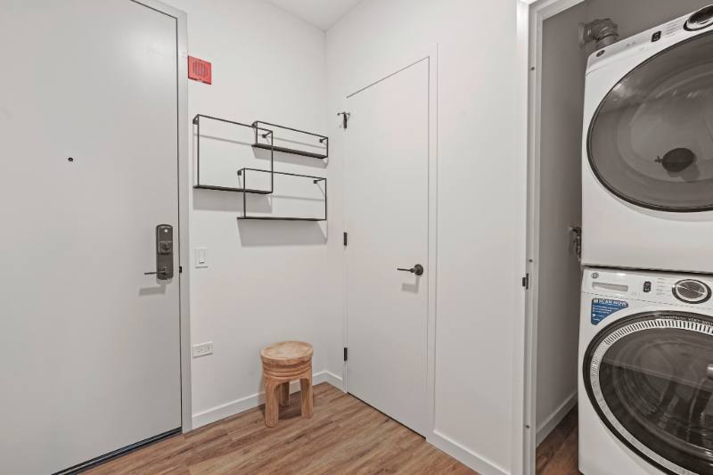 Apartment for rent at 177 N Aberdeen, Chicago, IL 60607