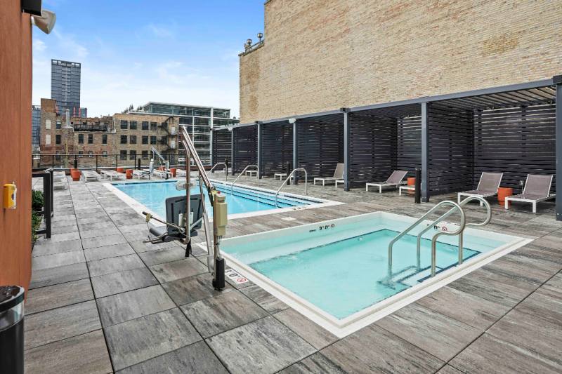 Apartment for rent at 177 N Aberdeen, Chicago, IL 60607