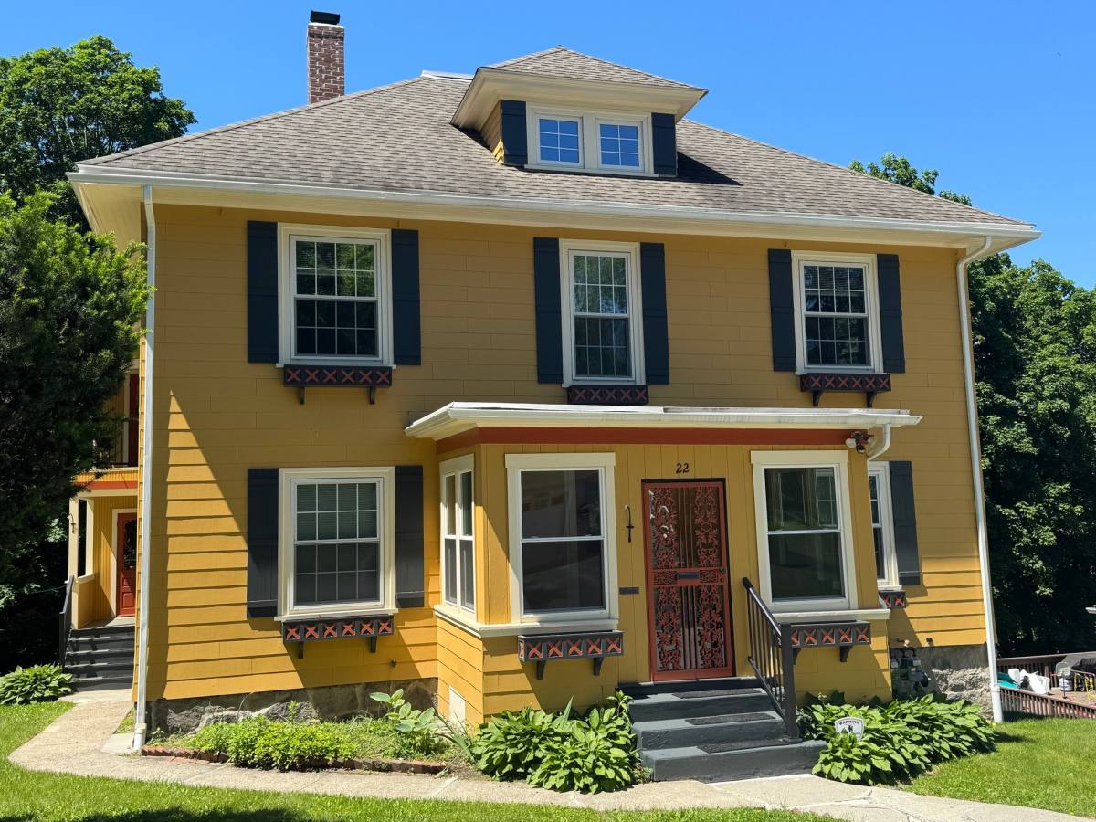 Apartment for rent at 22 Wakefield St #1, Worcester, MA 01605