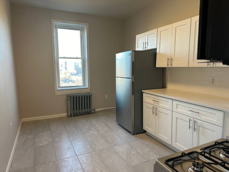 Apartment for rent at 264-268 Palisade #2A, Jersey City, NJ 07307