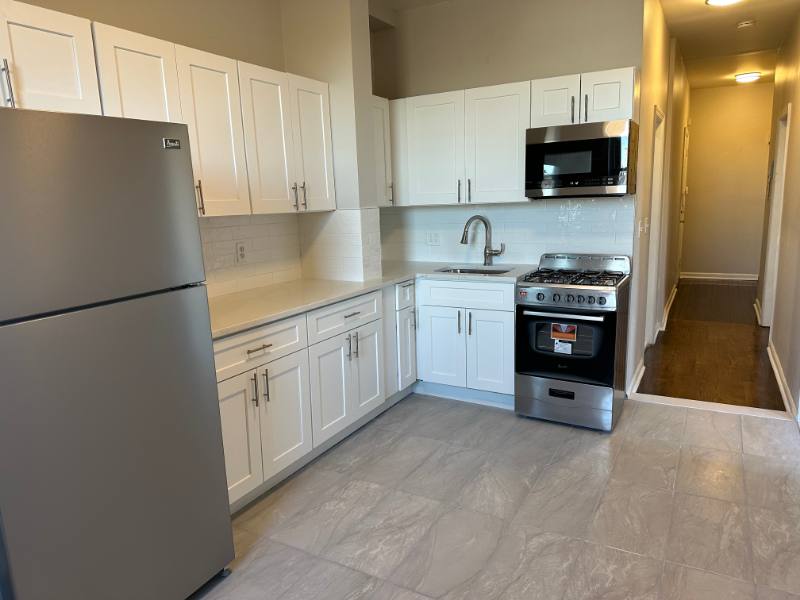 Apartment for rent at 264-268 Palisade #2A, Jersey City, NJ 07307