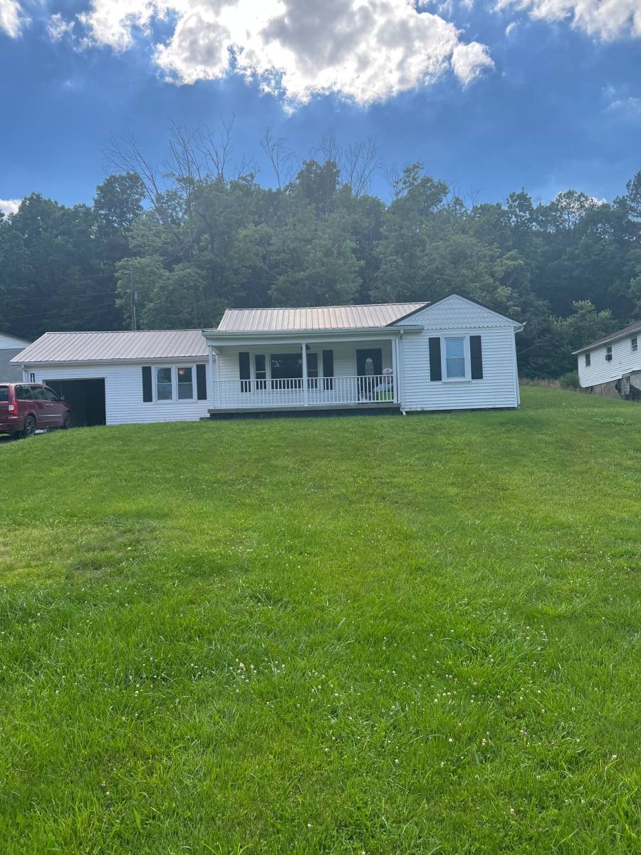 House for rent at 1639 Anneta Rd, Leitchfield, KY 42754