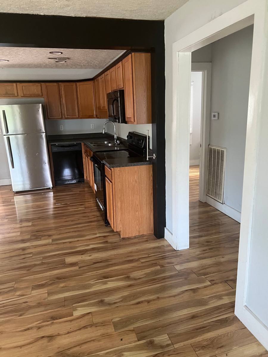 House for rent at 1639 Anneta Rd, Leitchfield, KY 42754