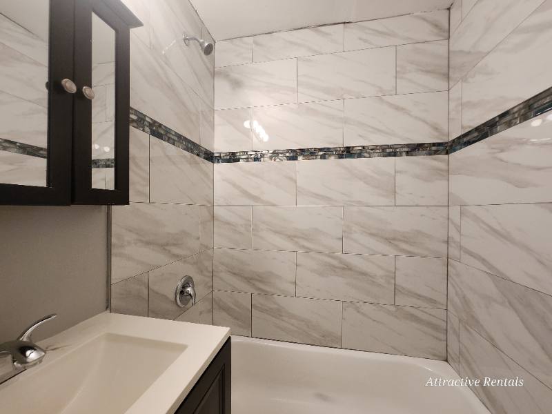 Apartment for rent at 3331 Commercial Ave, Chicago Heights, IL 60411