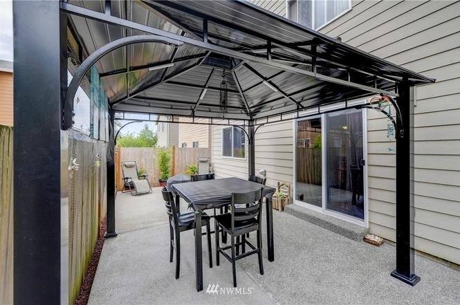 Apartment for rent at 2218 178th St SW #2, Lynnwood, WA 98037