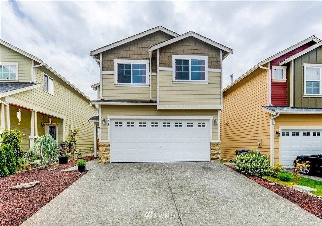 Apartment for rent at 2218 178th St SW #2, Lynnwood, WA 98037