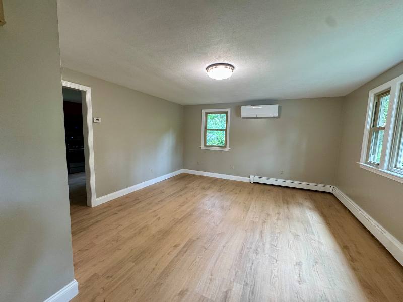 Townhouse for rent at 4 Link St, Foxboro, MA 02035