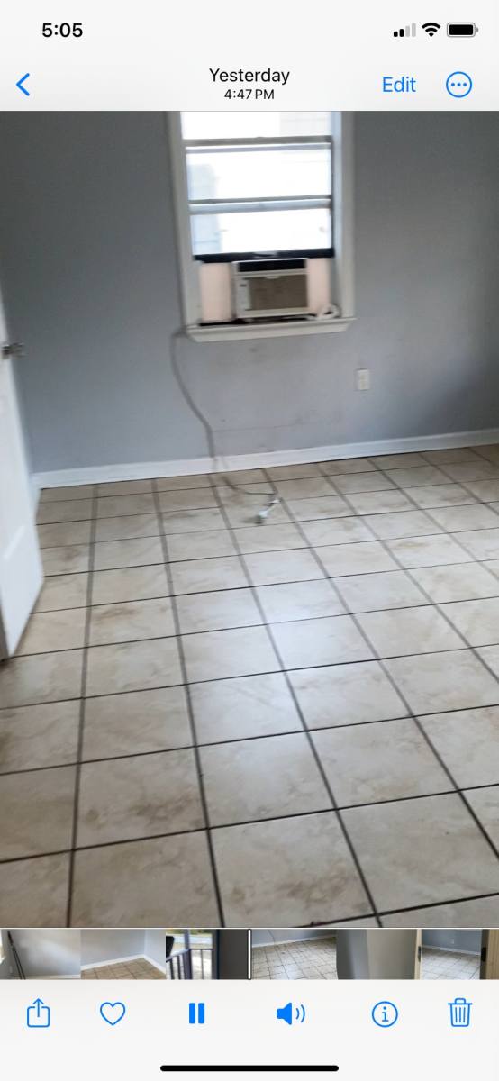 Apartment for rent at 1247 Hall St, Macon, GA 31217