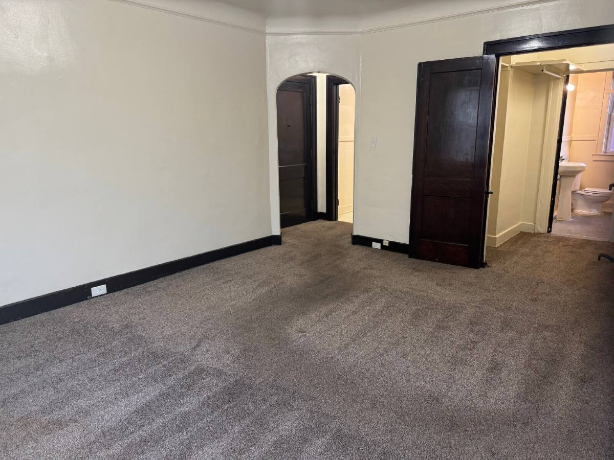 Apartment for rent at 11 Linden St #201, River Rouge, MI 48218