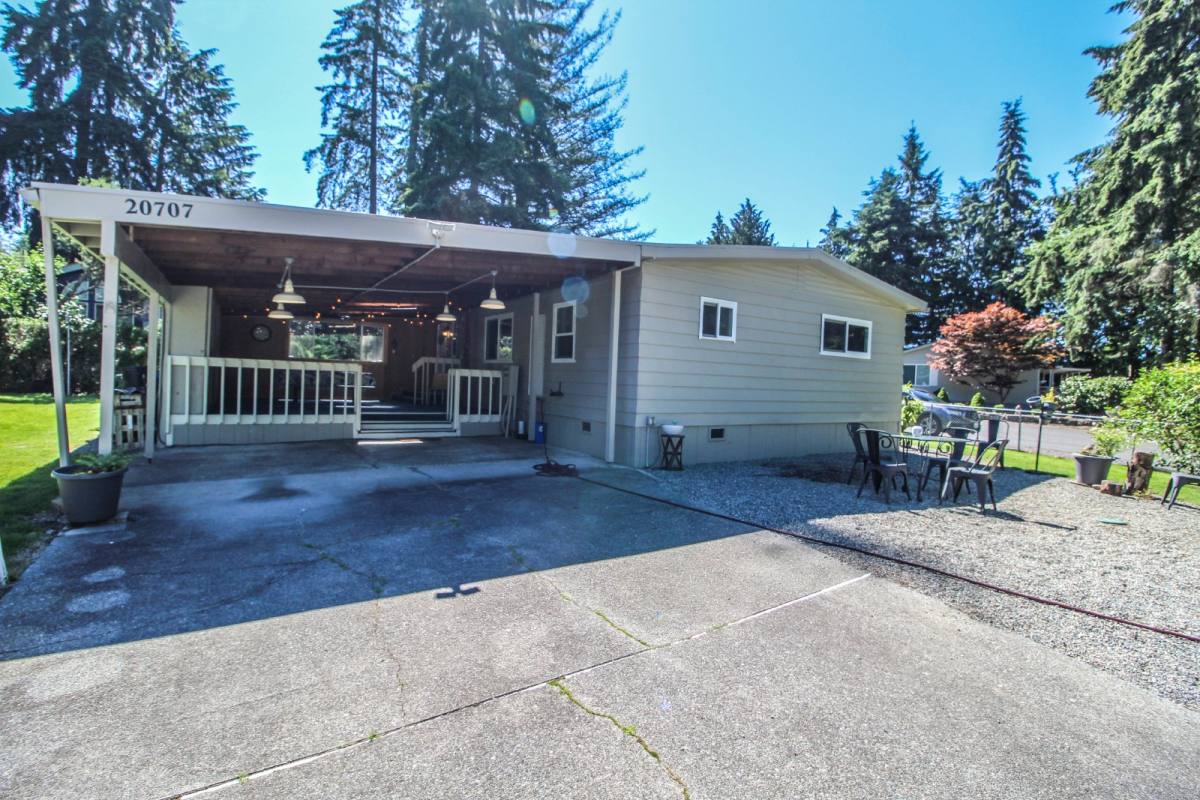 House for rent at 20707 31st Dr SE, Bothell, WA 98012