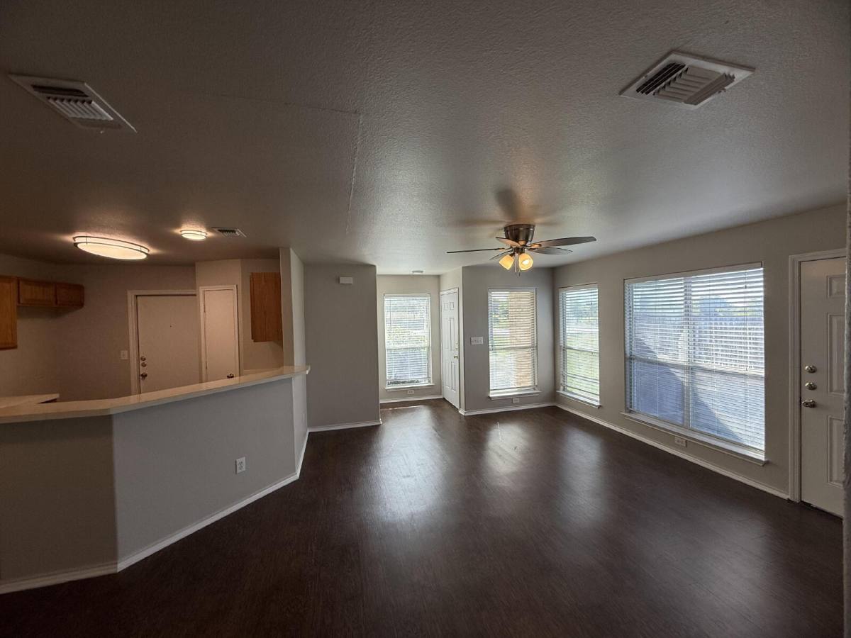 Townhouse for rent at 2744 FM #1044, New Braunfels, TX 78130