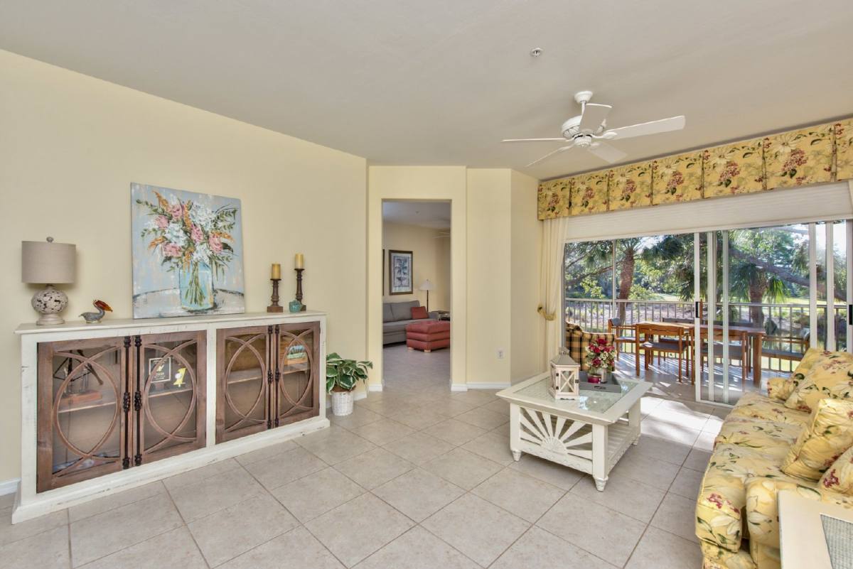Townhouse for rent at 2180 Arielle Dr #810, Naples, FL 34109