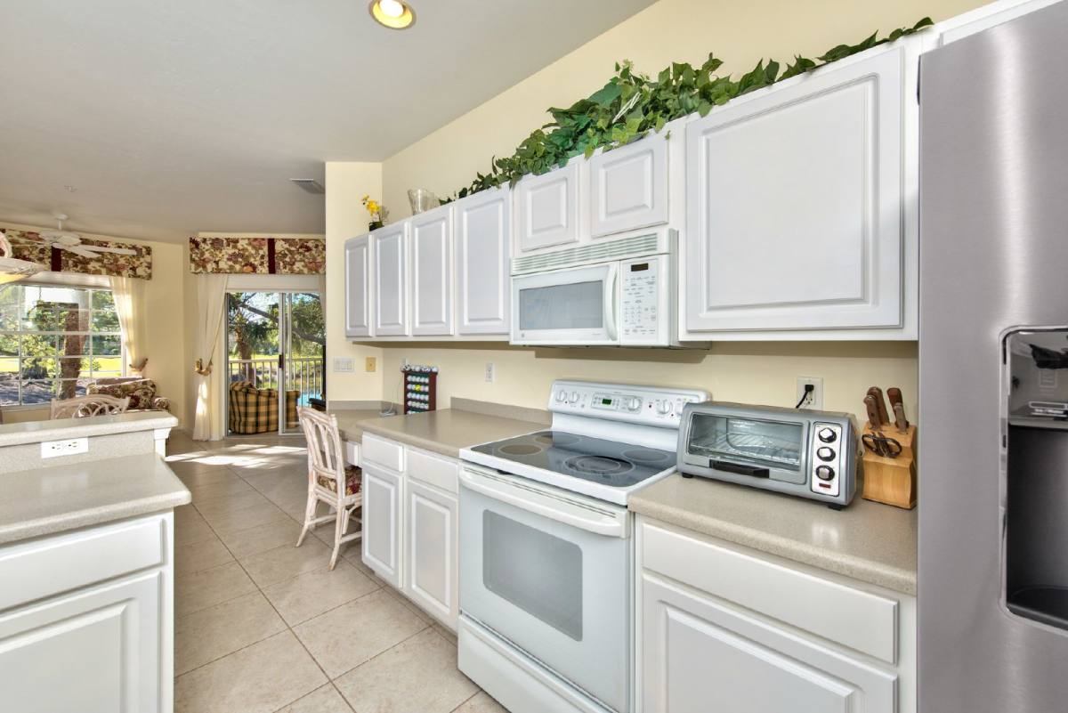 Townhouse for rent at 2180 Arielle Dr #810, Naples, FL 34109