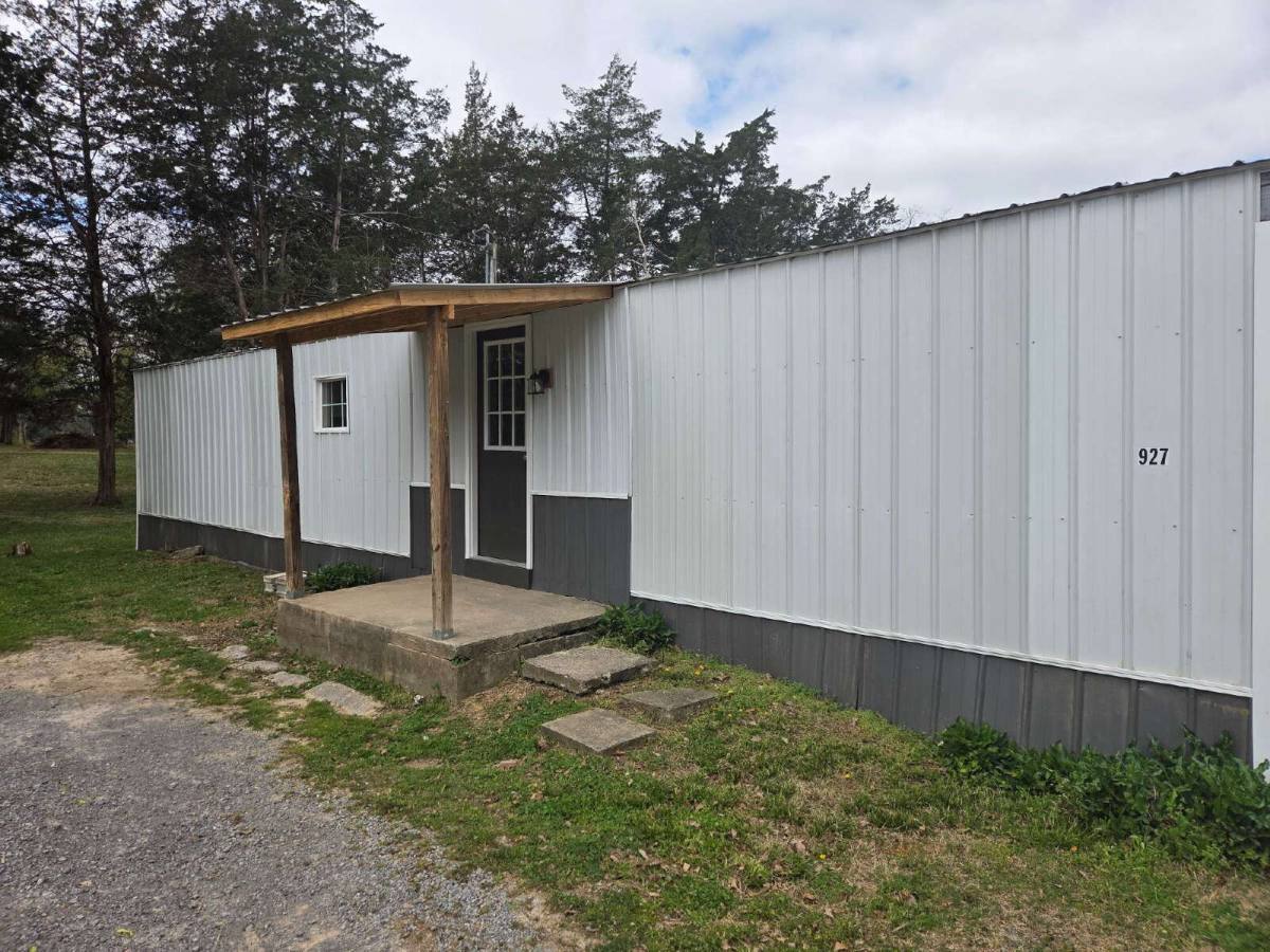 House for rent at 927 Cranor Rd, Murfreesboro, TN 37130