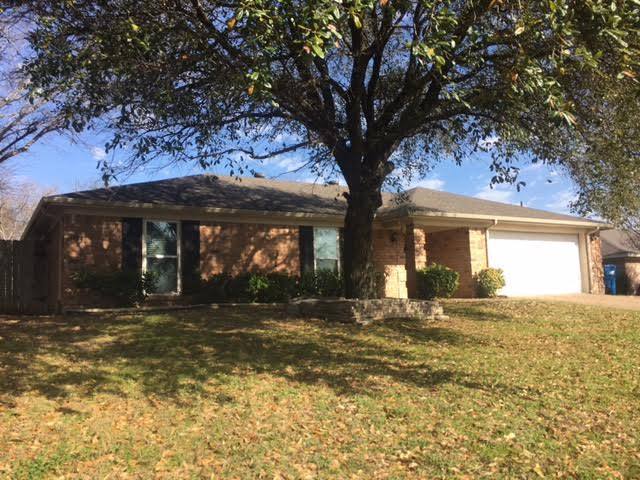 House for rent at 606 Circle Creek Dr, Hewitt, TX 76643