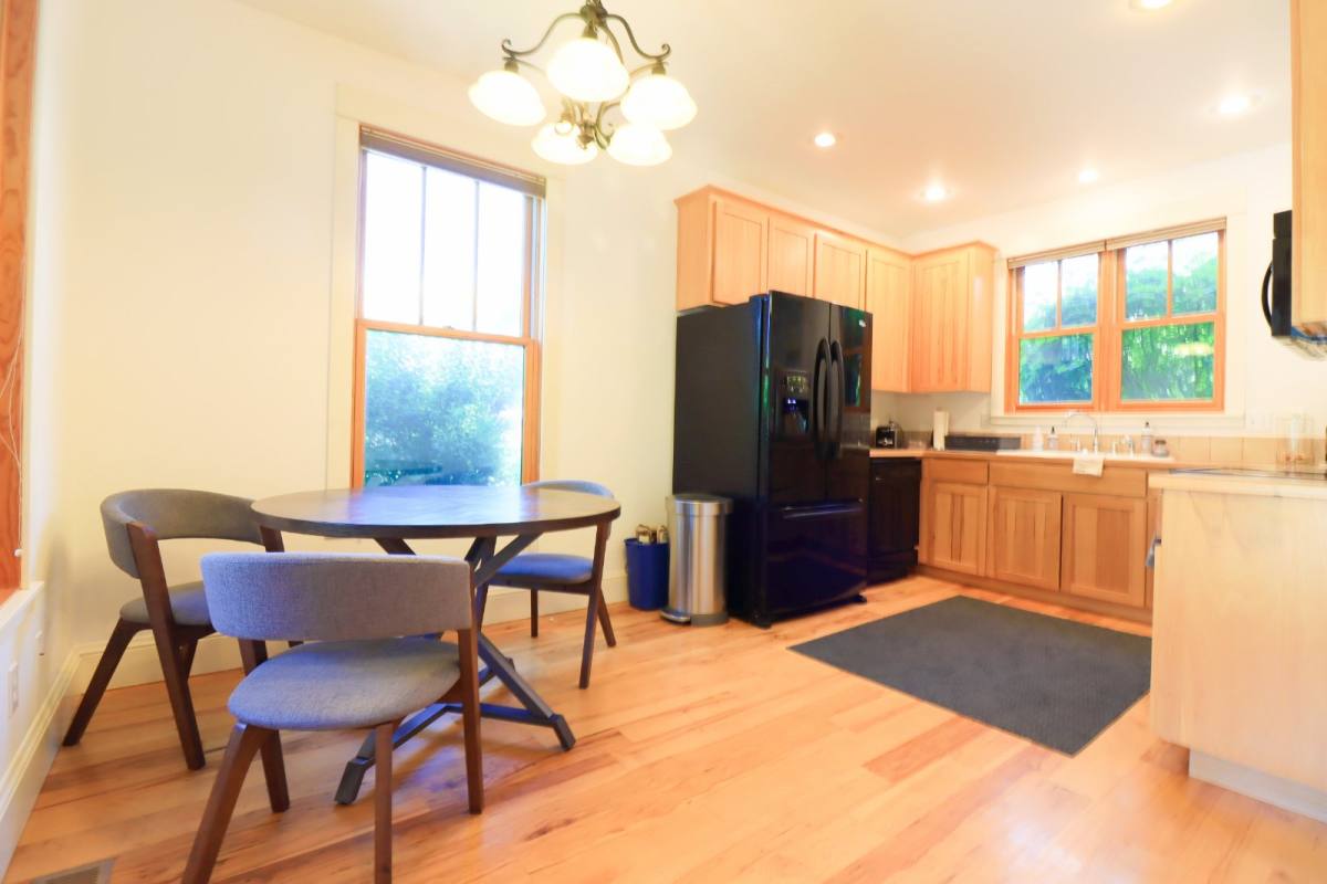 Condo for rent at 577 W Jefferson Ave, Sisters, OR 97759