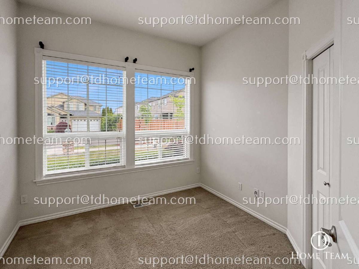 House for rent at 24115 118th Place SE, Kent, WA 98030