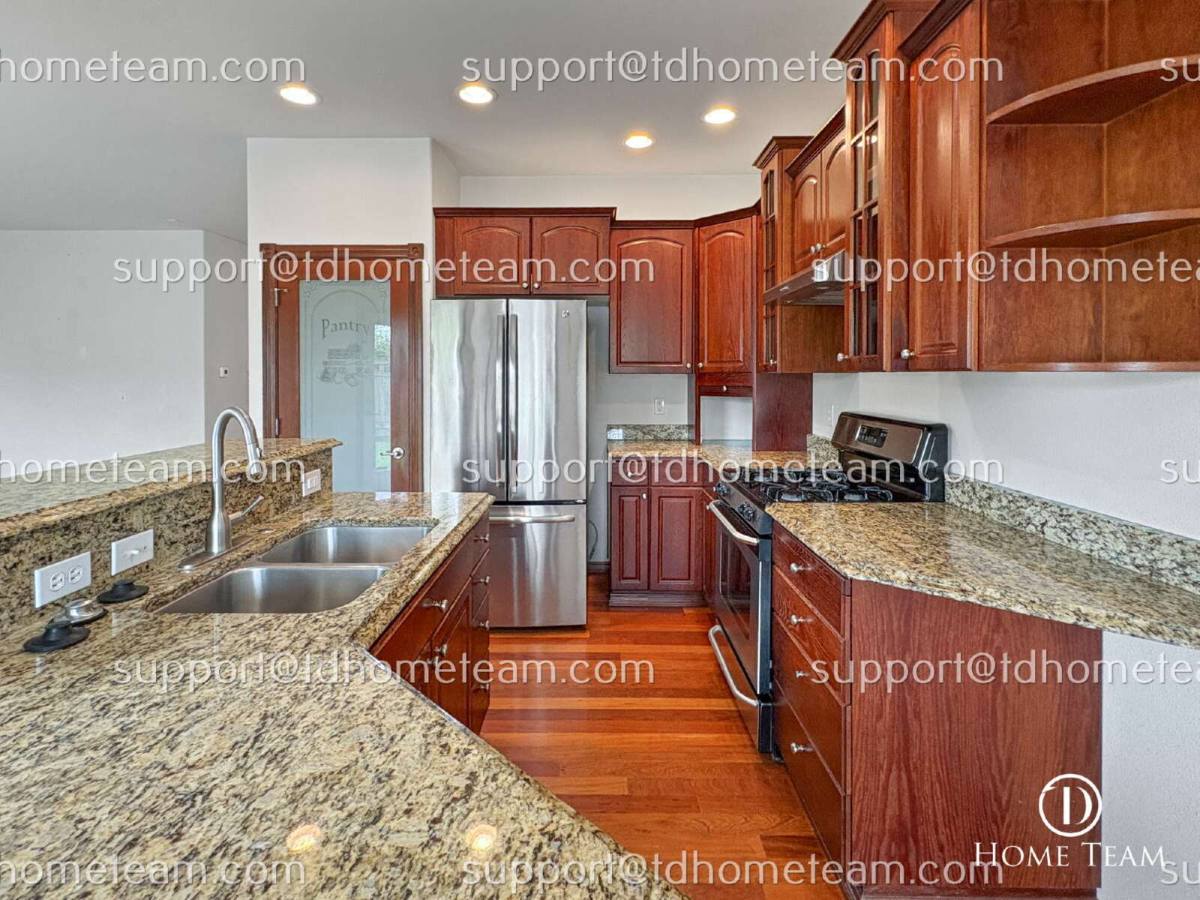 House for rent at 24115 118th Place SE, Kent, WA 98030