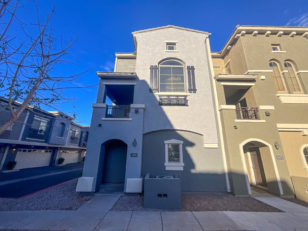 Townhouse for rent at 2402 E 5th St #1676, Tempe, AZ 85281