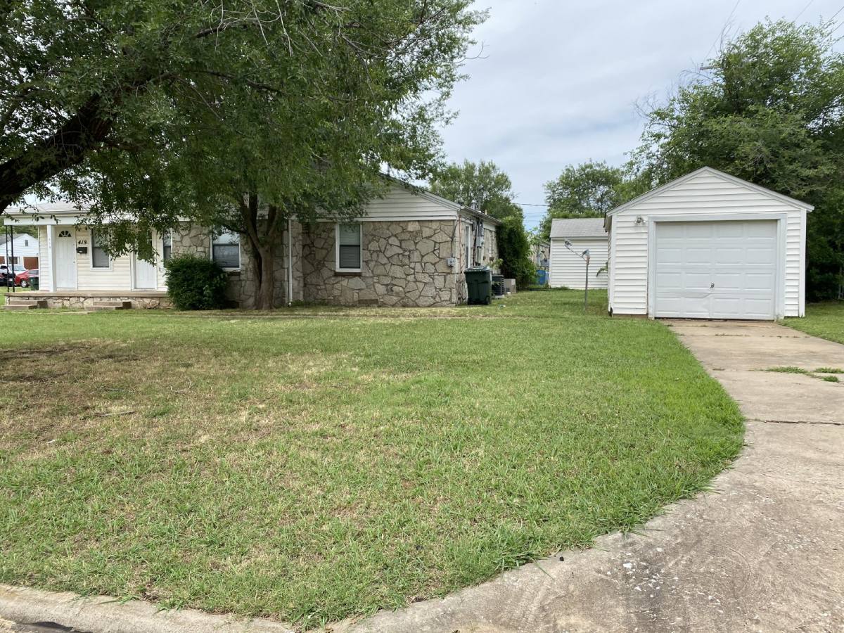 Townhouse for rent at 417 Babb Dr, Oklahoma City, OK 73110