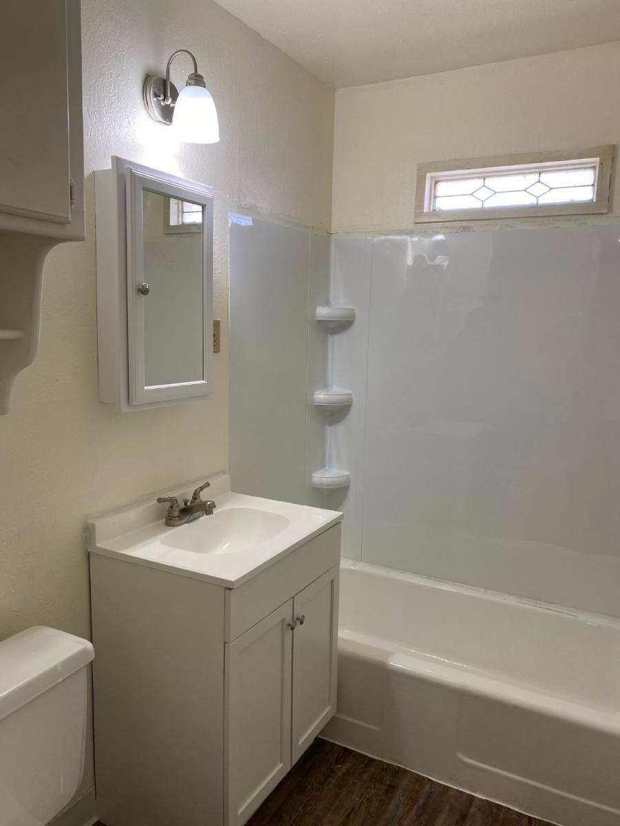 Townhouse for rent at 417 Babb Dr, Oklahoma City, OK 73110