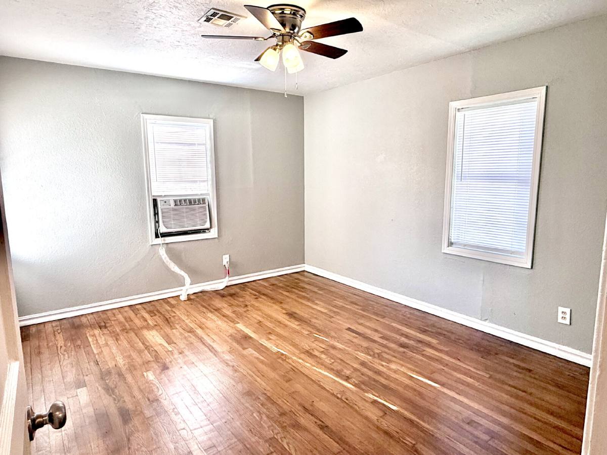 Townhouse for rent at 417 Babb Dr, Oklahoma City, OK 73110