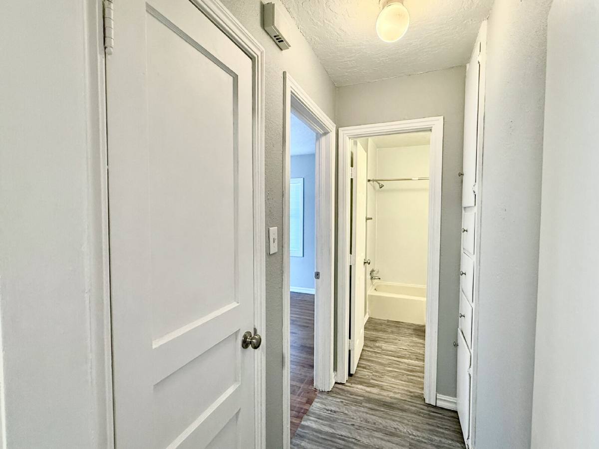 Townhouse for rent at 417 Babb Dr, Oklahoma City, OK 73110