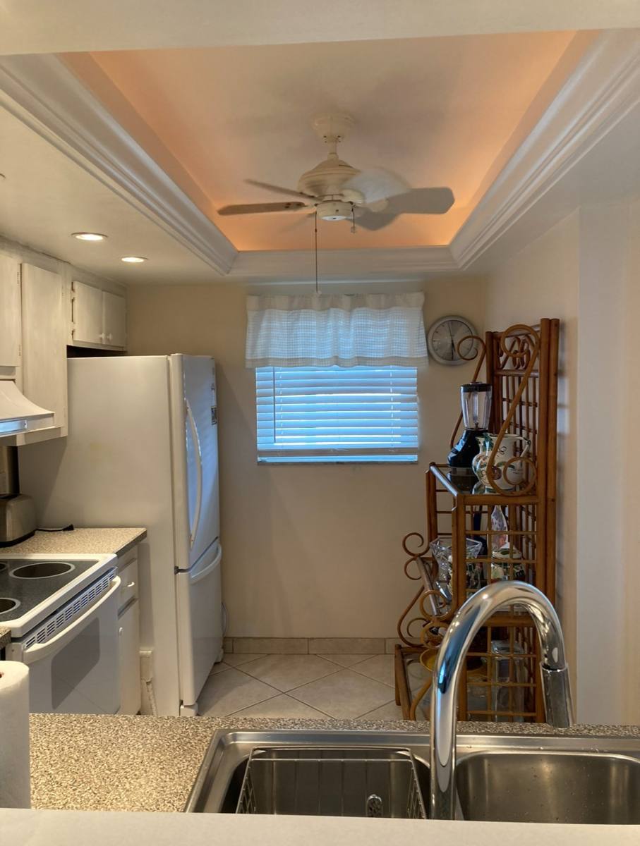 Apartment for rent at 3150 Binnacle Dr, Naples, FL 34103