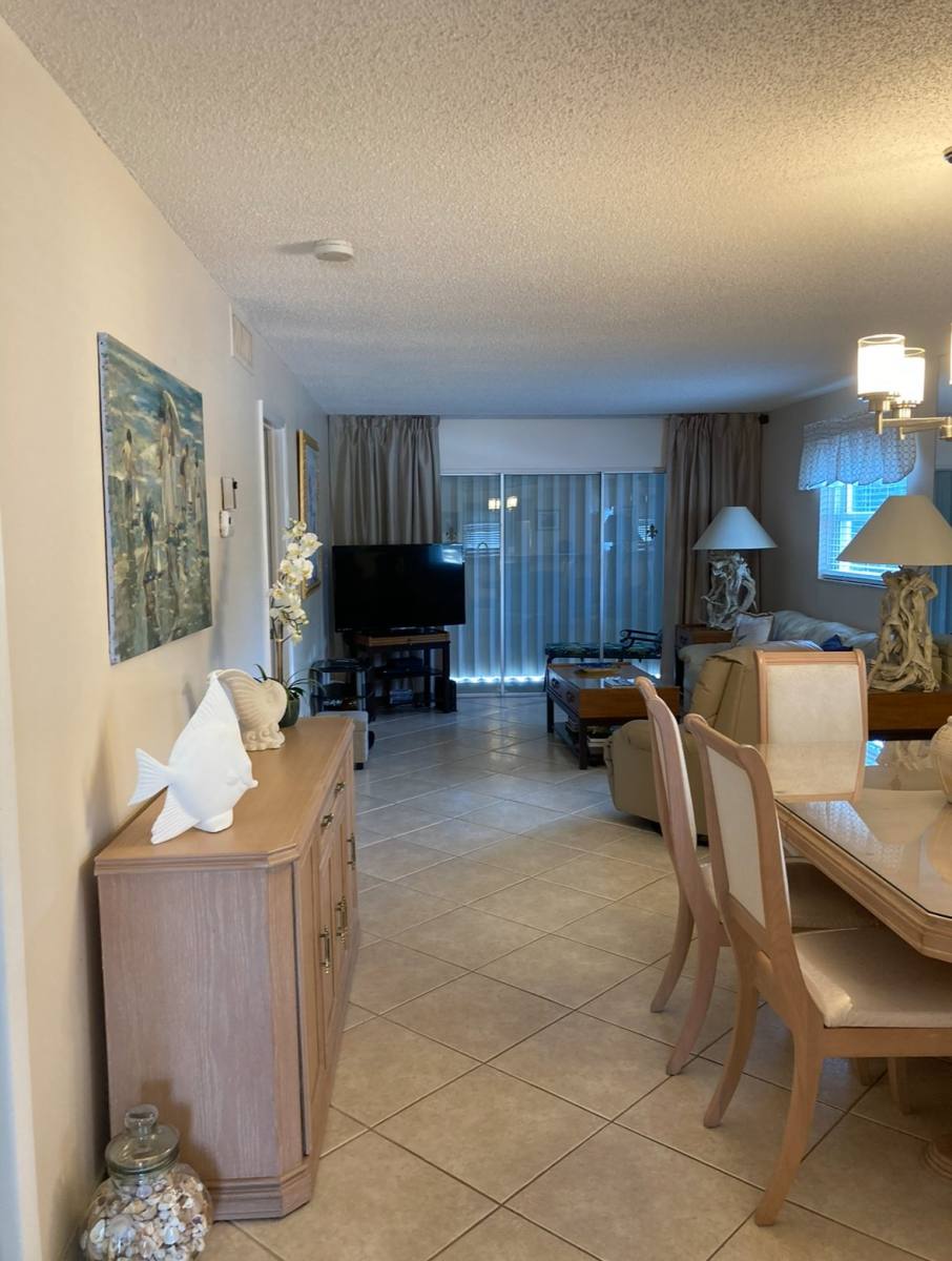 Apartment for rent at 3150 Binnacle Dr, Naples, FL 34103