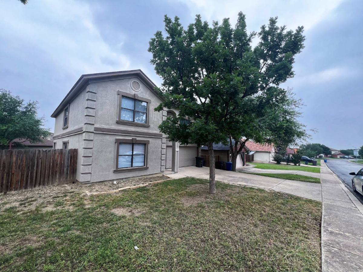 House for rent at 7338 Raintree Forest, San Antonio, TX 78233