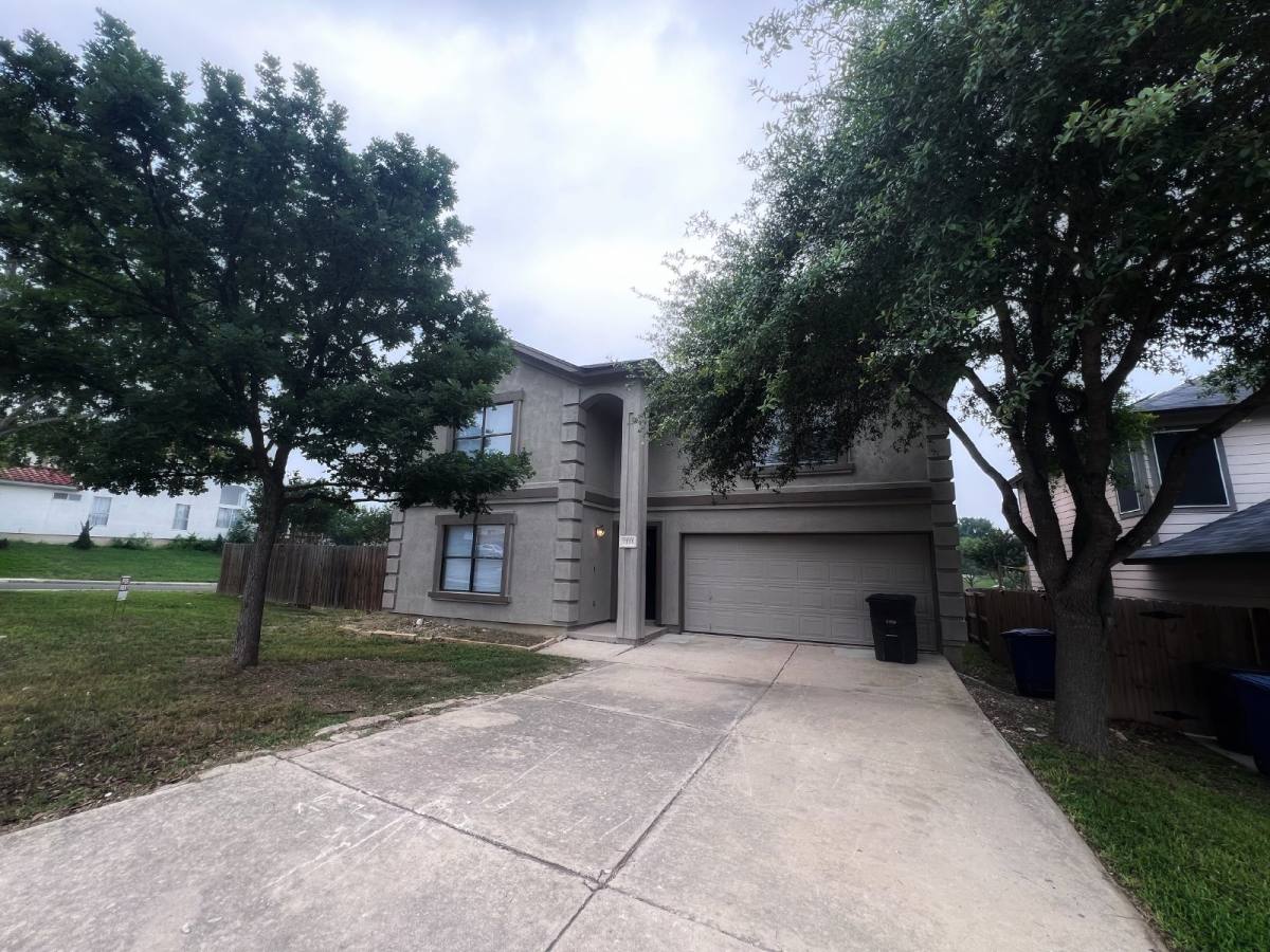 House for rent at 7338 Raintree Forest, San Antonio, TX 78233