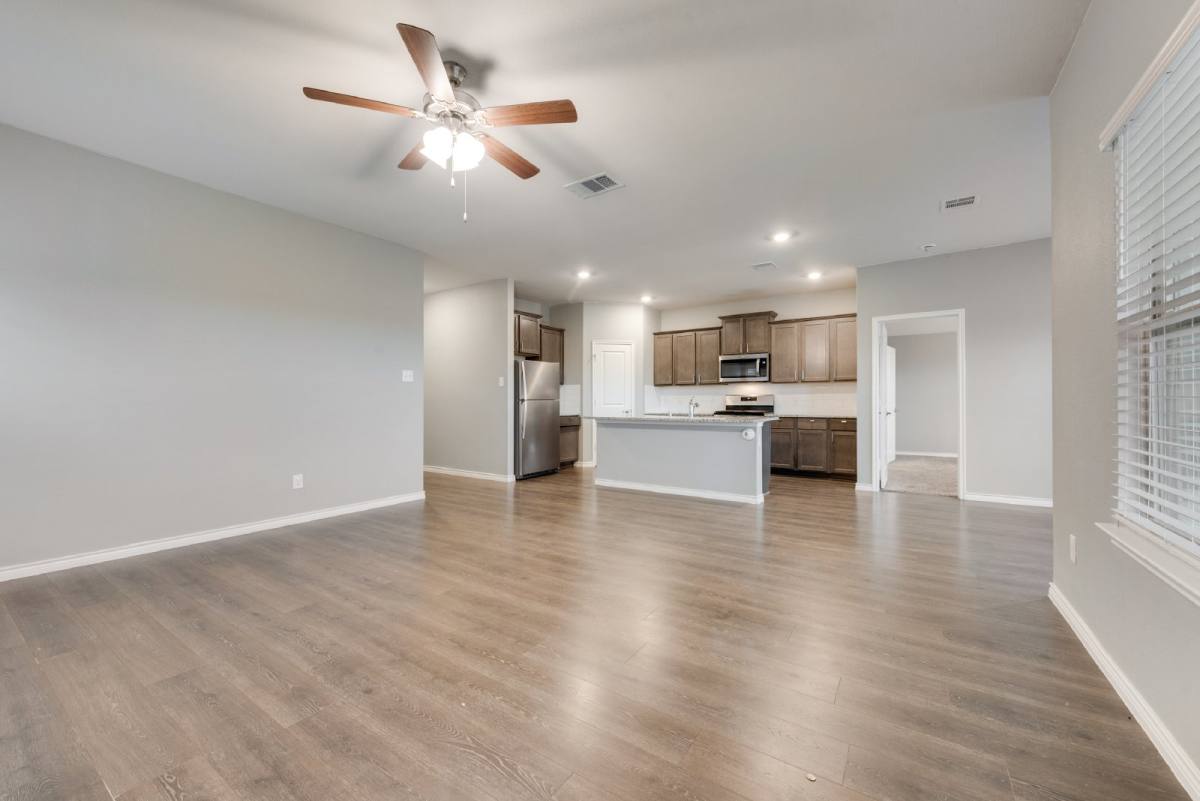 House for rent at 1501 Hidden Bluff Crossing, Princeton, TX 75407