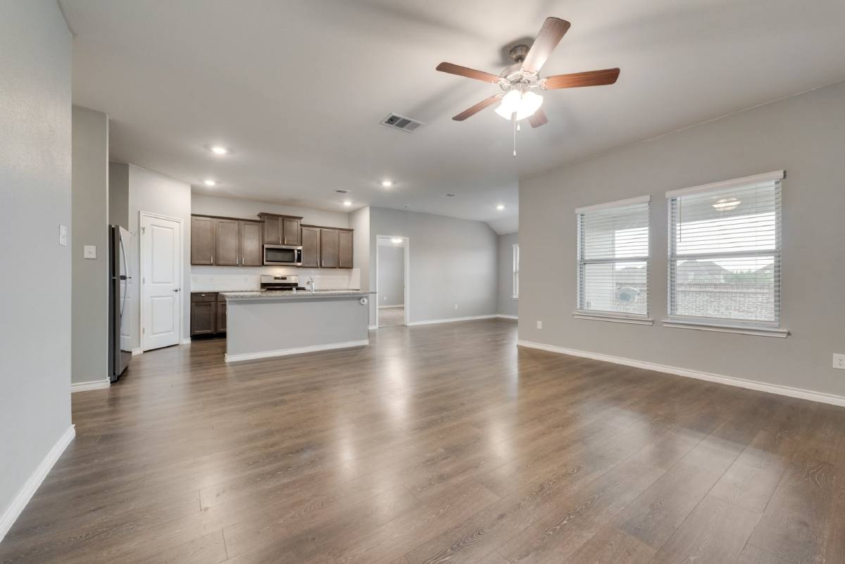 House for rent at 1501 Hidden Bluff Crossing, Princeton, TX 75407