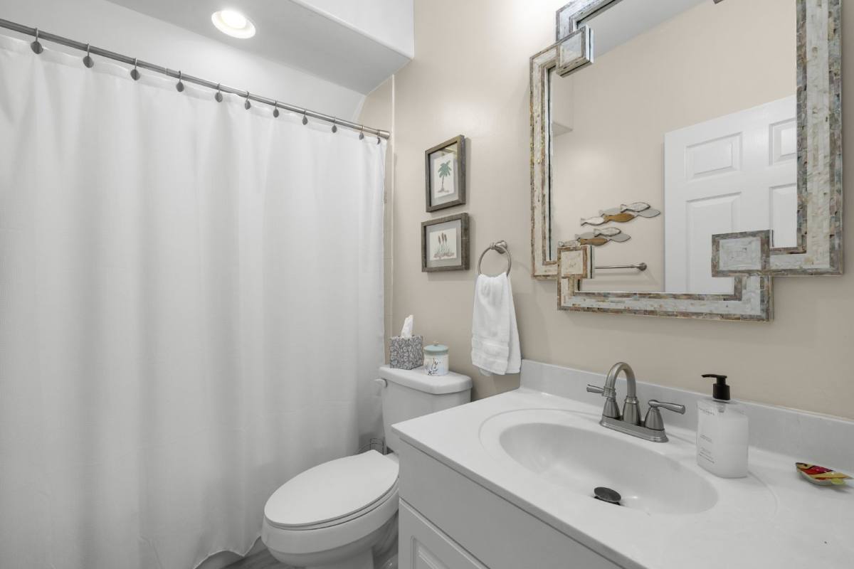Condo for rent at 720 Tarpon Cove Dr #102, Naples, FL 34110
