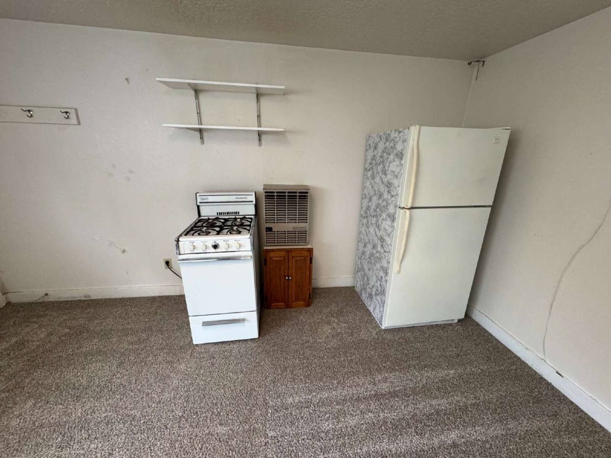 Apartment for rent at 3937 SE 62nd Ave #B, Portland, OR 97206