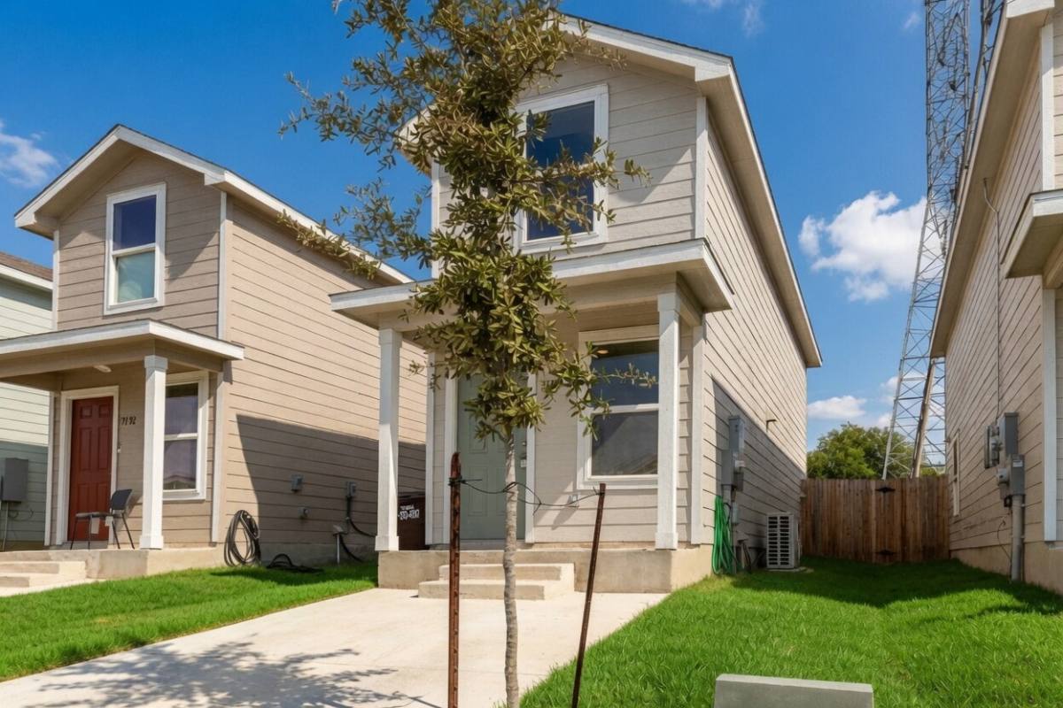 House for rent at 7128 Elm Cove, San Antonio, TX 78244
