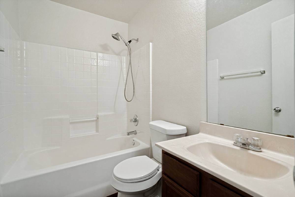 House for rent at 416 Brett's Way, Burleson, TX 76028