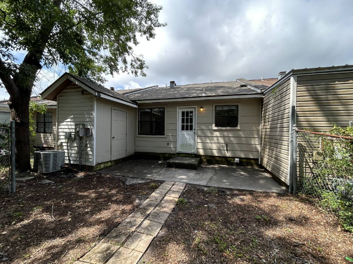 House for rent at 722 Sharon St, Hinesville, GA 31313