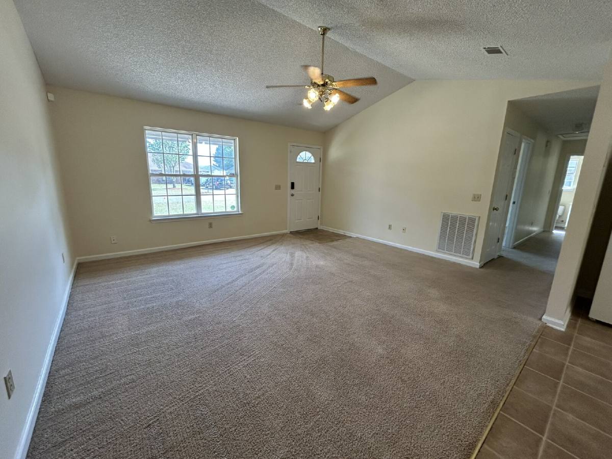 House for rent at 942 Poppleton Dr, Hinesville, GA 31313