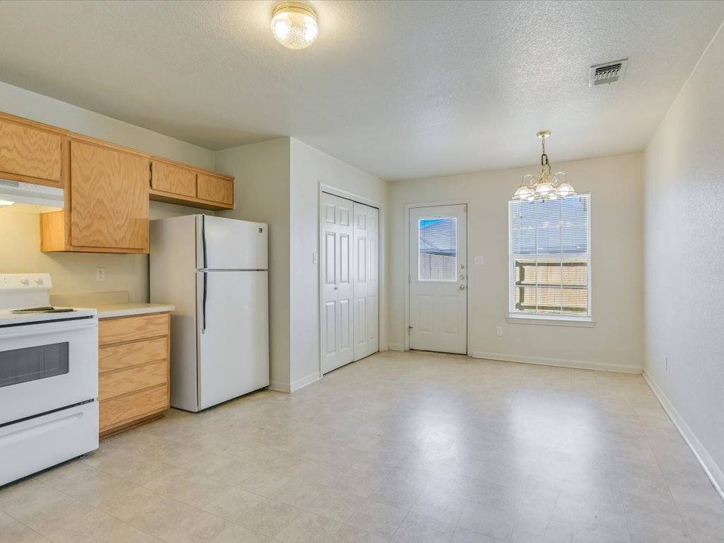 Townhouse for rent at 3805 El Paso #A, Killeen, TX 76549