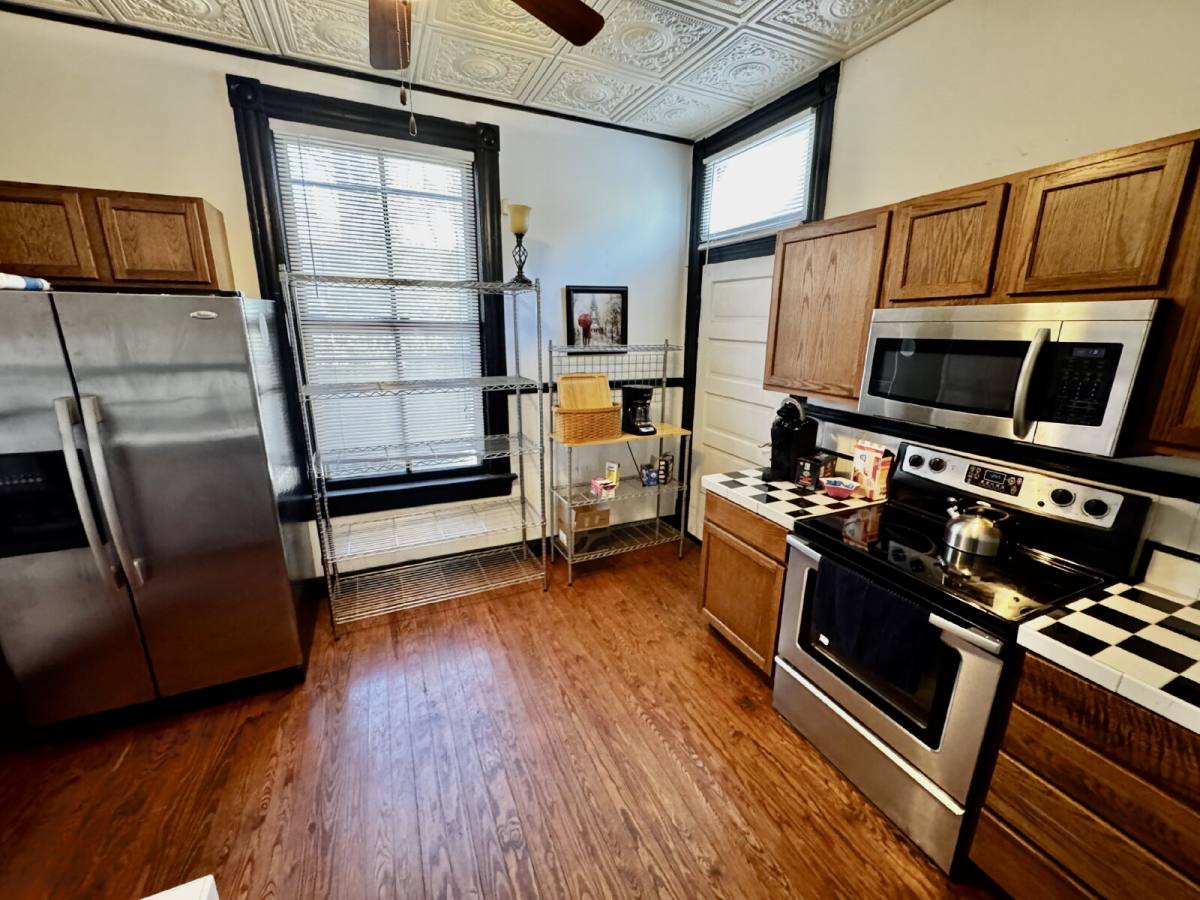 Townhouse for rent at 1316 Harrison St, Lynchburg, VA 24504