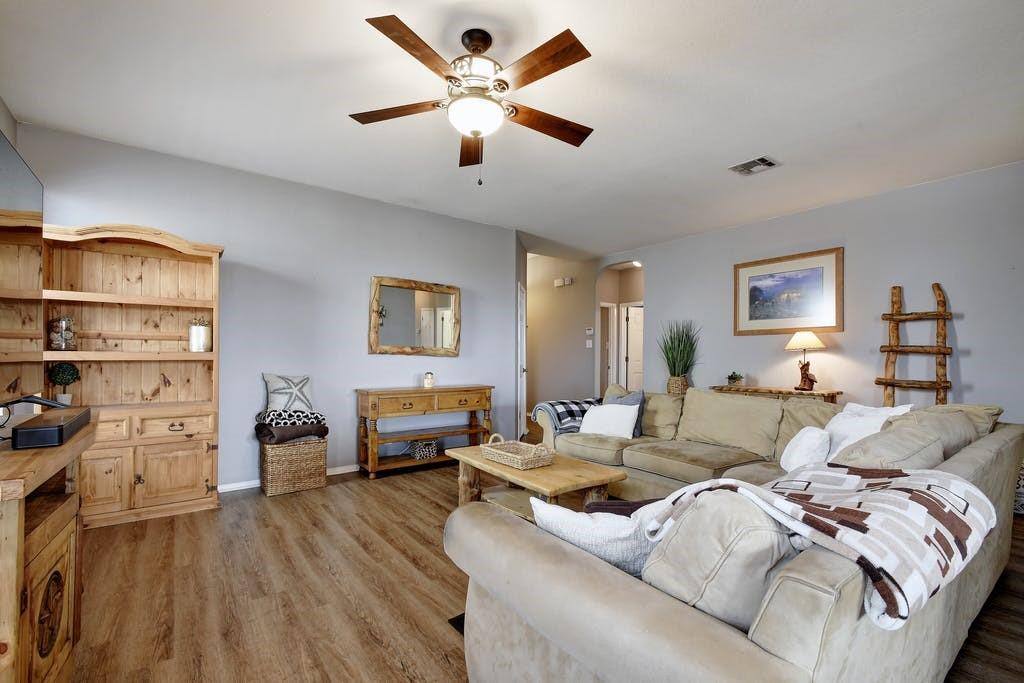 House for rent at 2234 Lakeline Dr, New Braunfels, TX 78130