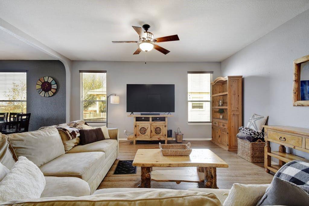 House for rent at 2234 Lakeline Dr, New Braunfels, TX 78130