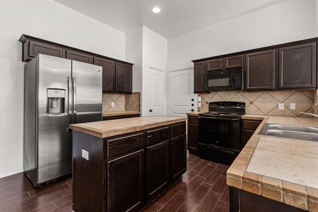 Apartment for rent at 586 Creekside Circle, New Braunfels, TX 78130