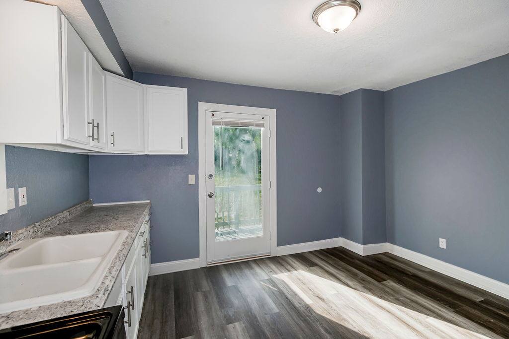 House for rent at 5424 Bellefontaine Ave, Kansas City, MO 64130