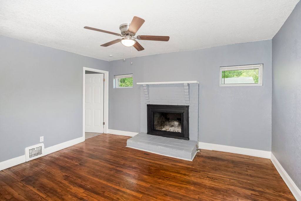 House for rent at 5424 Bellefontaine Ave, Kansas City, MO 64130